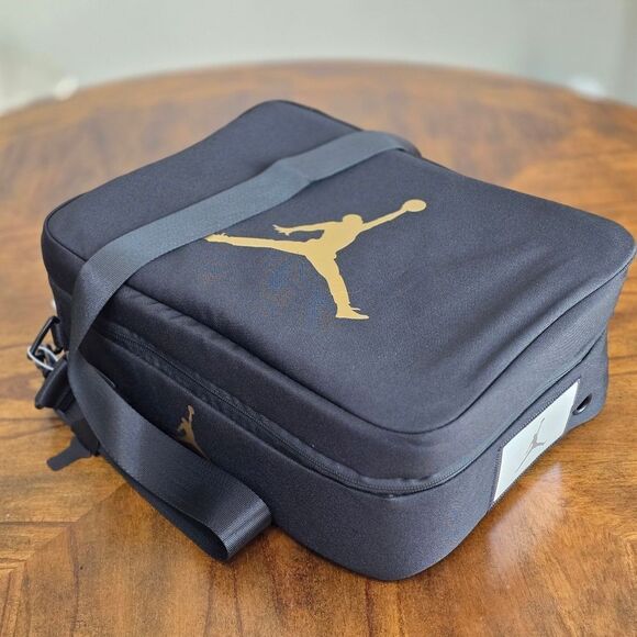 Nike Air Jordan Black Gold Shoe Bag Soft Case Jumpman Zipper Closure Brand New - Picture 3 of 10